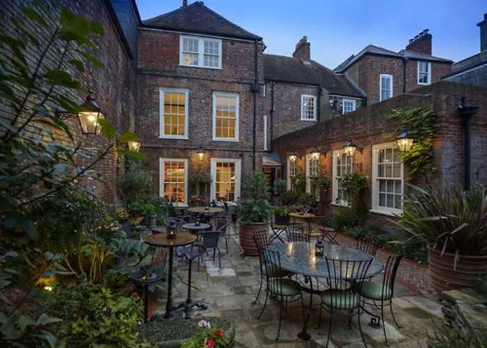 Ye Spotted Dogge Hotel Portsmouth