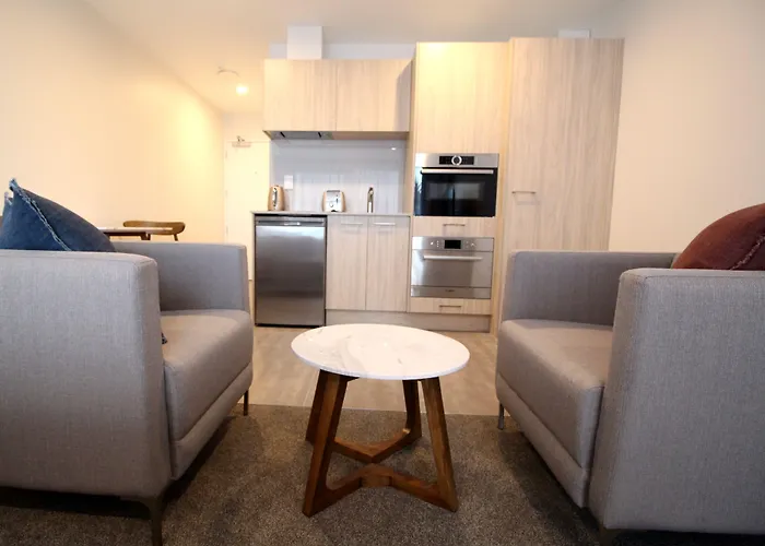 Hotels with Free ParkingFernz & Apartments Birkenhead