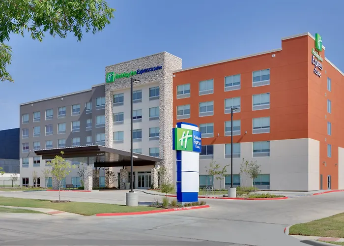 Holiday Inn Express & Suites - Dallas Nw Hwy - Love Field By Ihg