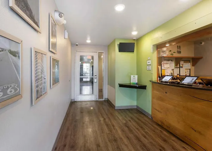 Extended Stay America Select Suites - Phoenix - West