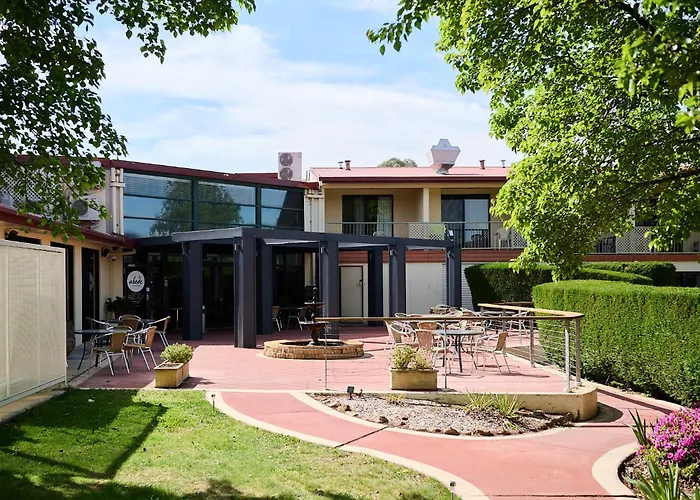 Abode Tuggeranong Hotel Canberra