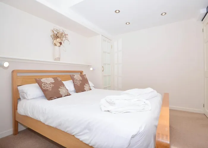 8 Torwood Gables Villa Torquay