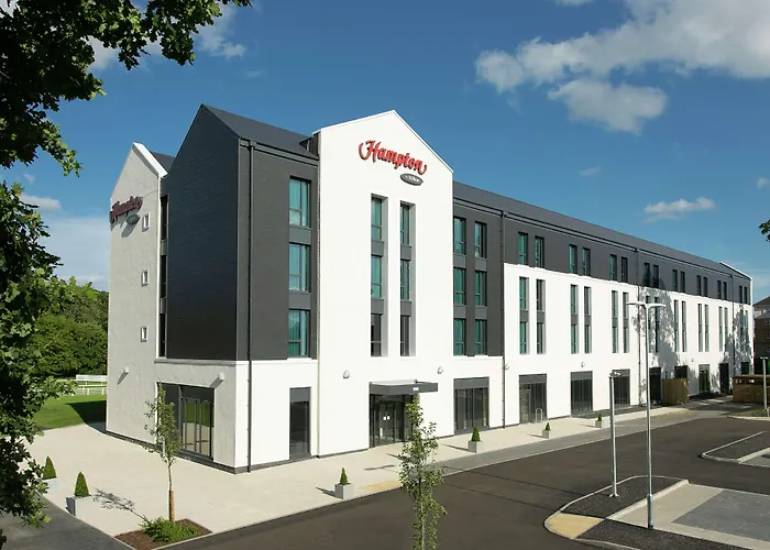 Hampton By Hilton Hamilton Park Hotel