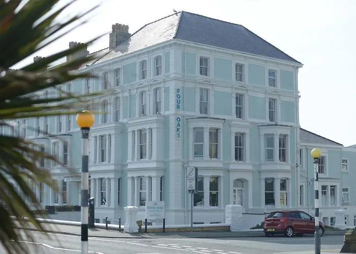 Four Oaks Hotel Llandudno