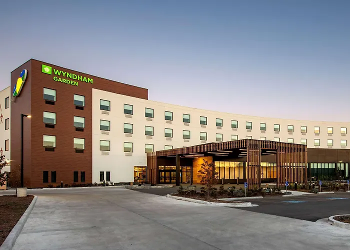 Wyndham Garden Winnipeg Airport