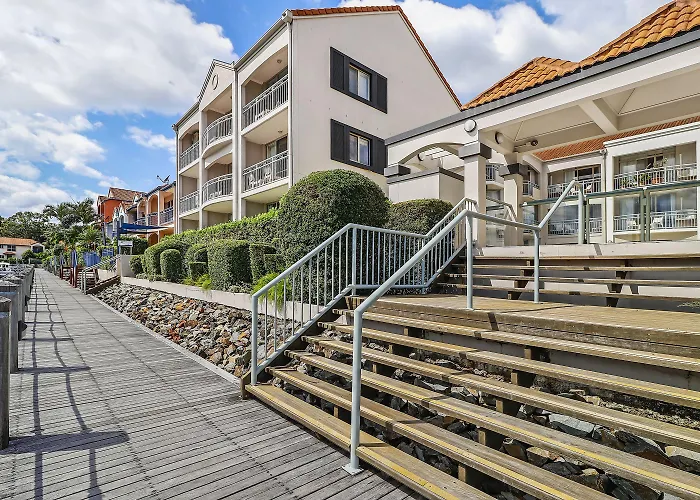 Hope Harbour Hotel Gold Coast