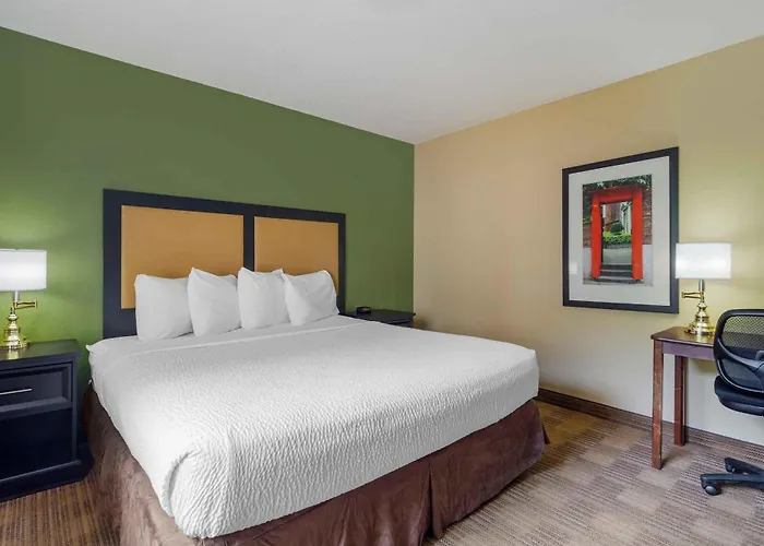 Extended Stay America Select Suites - Jacksonville - Lenoir Avenue East