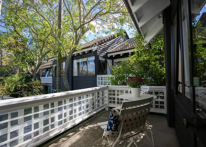 Emerald Inn On Takapuna Beach Auckland