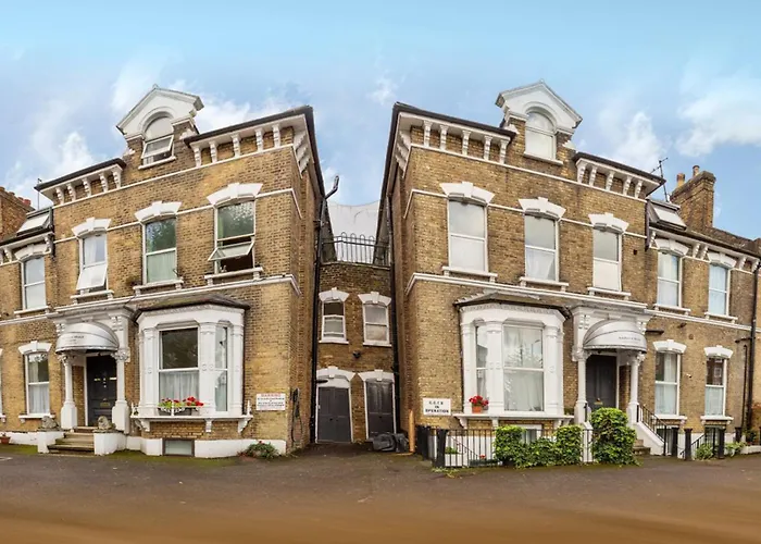 Amhurst Hotel London