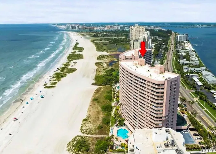 Crescent Beach Club I 12D Clearwater Beach