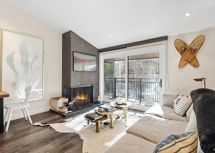 700 Monarch 302 Villa Aspen