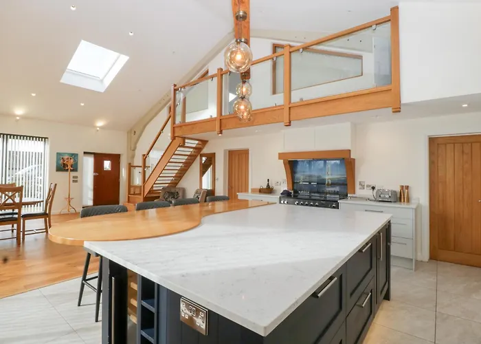 Bilsham Meadows Villa Bristol