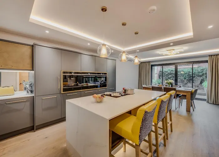 Quadrant House Villa York