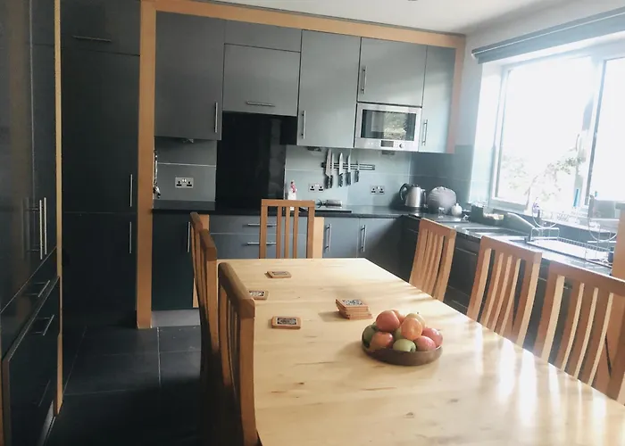 Bassett Avenue - Superking Room Southampton