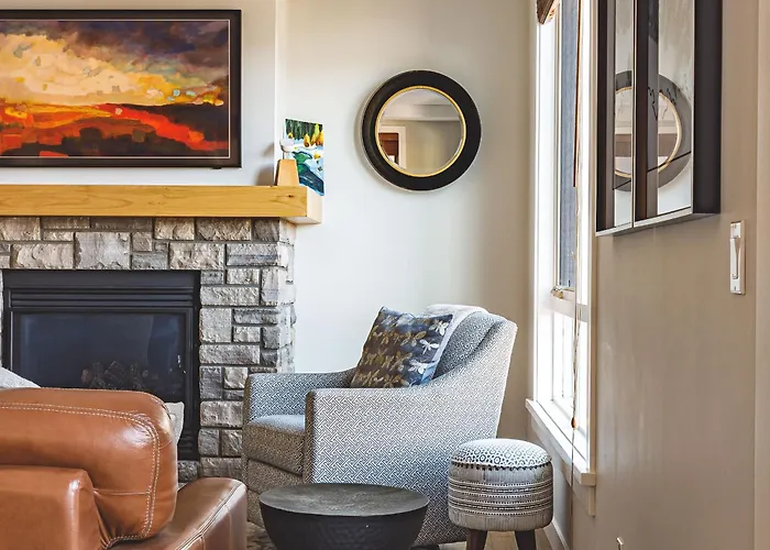 Tranquil Tamarack At Tamarack Lodge Canmore