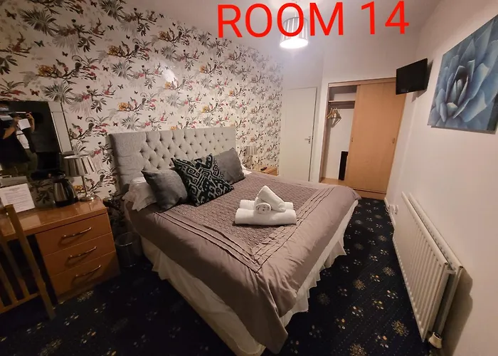 The Bahamas Hotel Torquay
