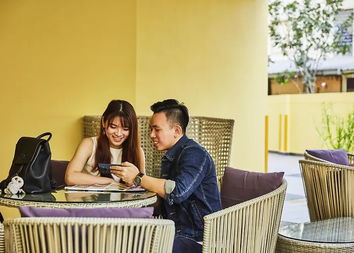 Ibis Budget Singapore Crystal