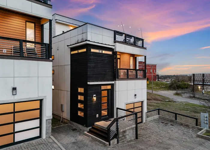 8Min To Downtown With Rooftop Golf Grill And Firepit Nashville