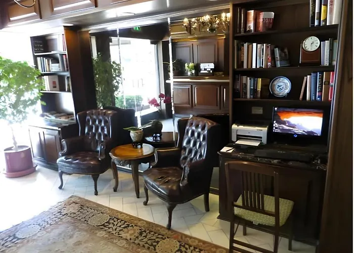 Hilgard House Westwood Village Los Angeles