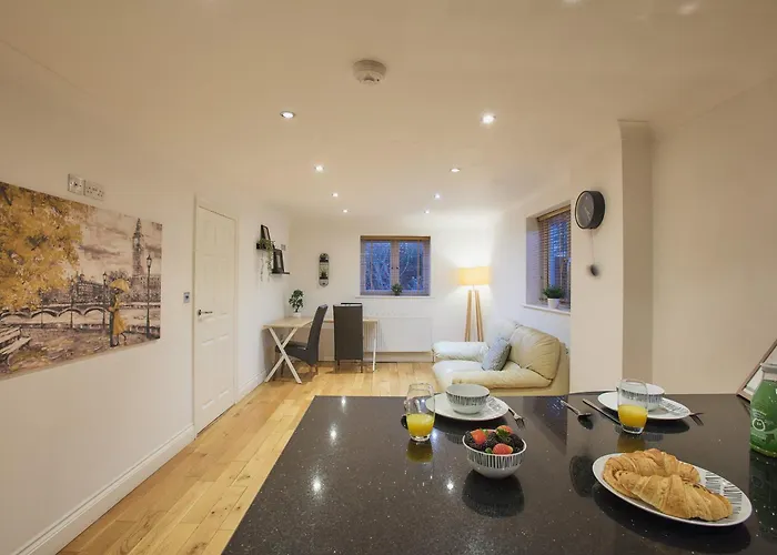 Large 4-Bed House For Up To 7 Guests W 2X Parking Villa Oxford