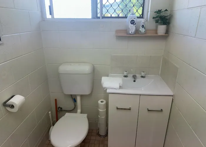 Coral Reef Apartments Cairns