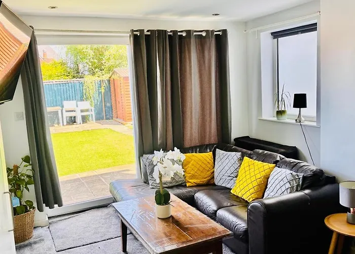 Sleeps 5 Free Parking Fast Wifi Near Hillsborough Easy Access To Sheffield City Centre And Peak District