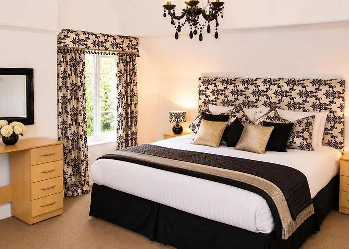 Arden Hill Farmhouse - Hot Tub, Snooker Table, Sleeps 16 Stratford-upon-Avon
