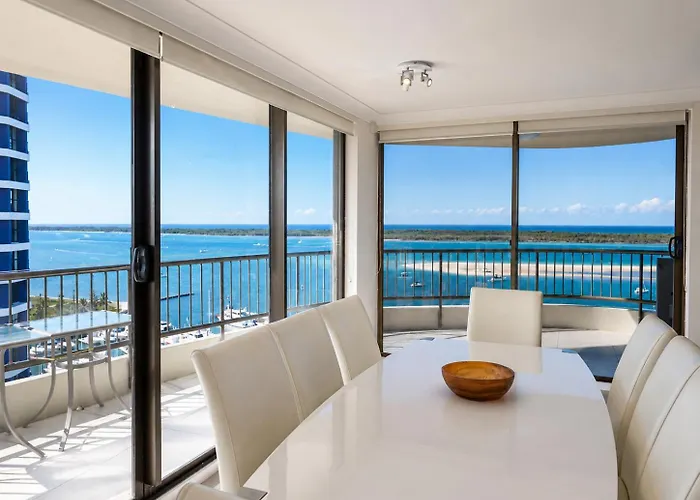 Broadwater Shores Waterfront Apartments Gold Coast