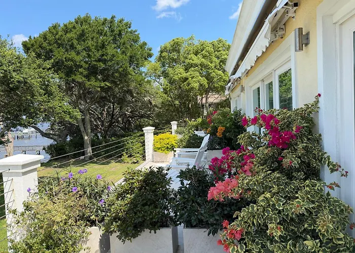 Waterway Bed & Breakfast Charleston