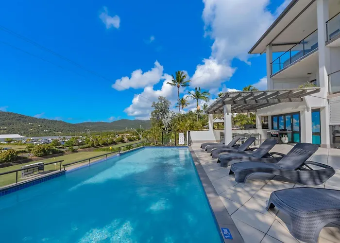 At Waterfront Whitsunday Retreat - Adults Only Aparthotel Airlie Beach
