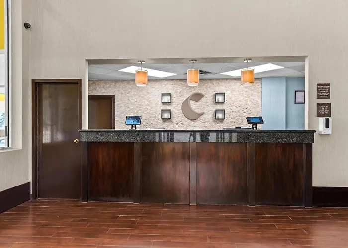Comfort Inn & Suites Airport South Calgary