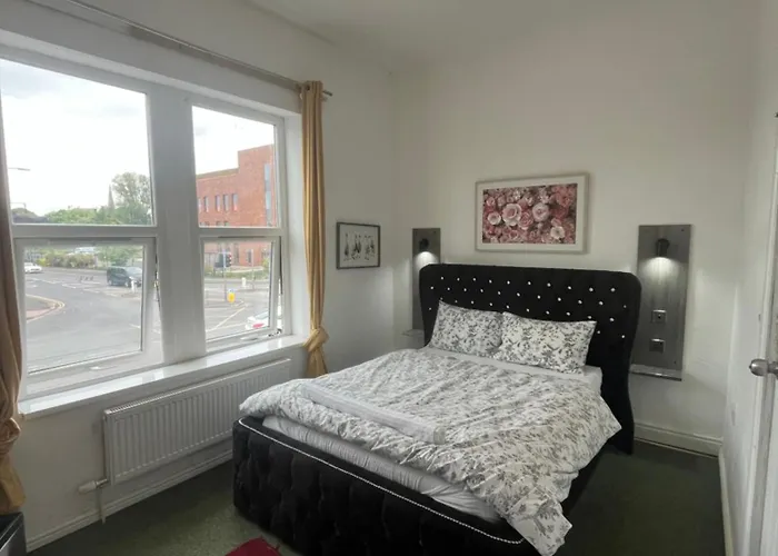 Eva Lodges Manchester