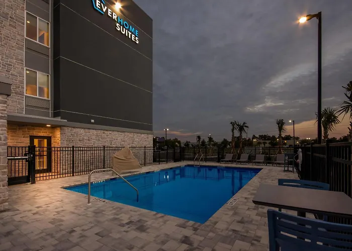 Everhome Suites Panama City Beach - 30A