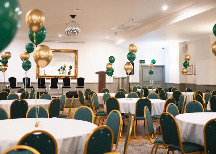 Pairc House Hotel Birmingham
