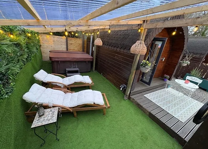 Go Glamping At Inverness & Loch Ness