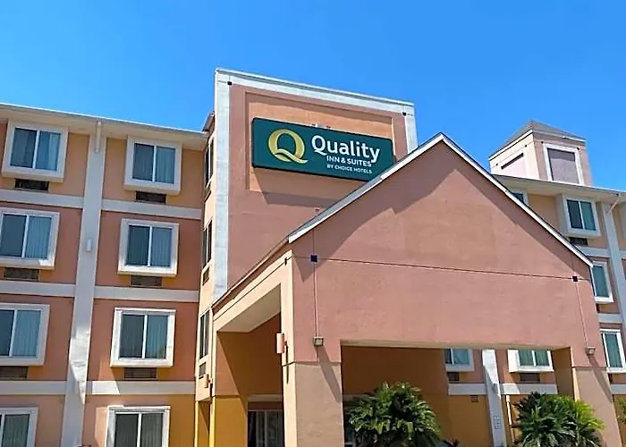 Quality Inn & Suites West Chase Houston