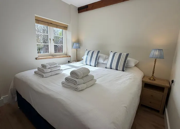 Knowlton Properties Canterbury