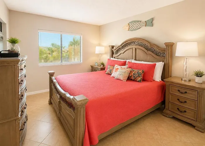 Beach Palms- Unit 102 Clearwater Beach