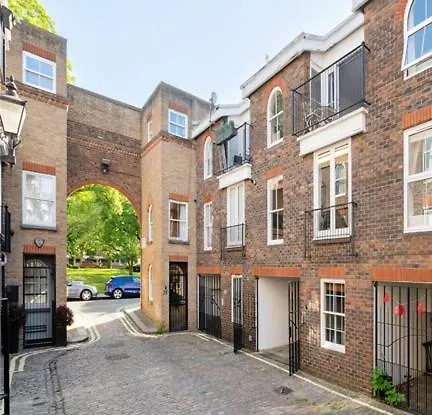 Contractors Long Term Bookings London