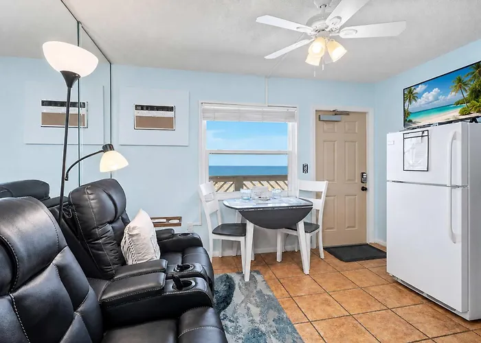 Chateau 8W Clearwater Beach