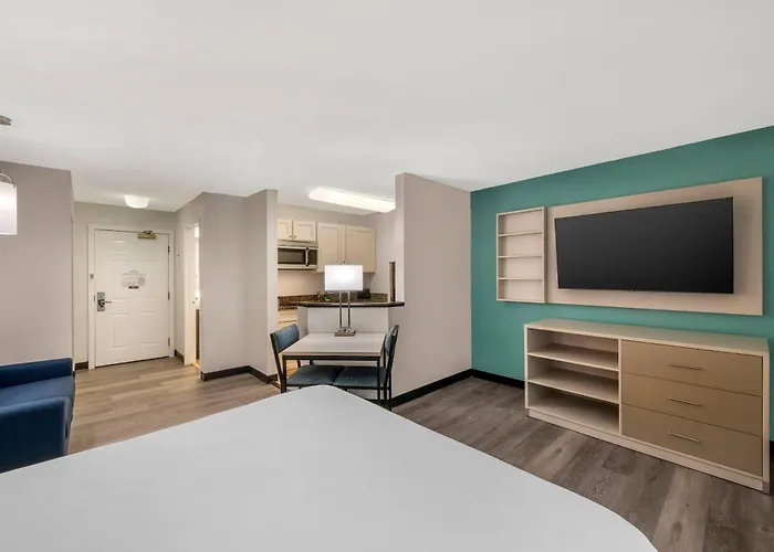 Mainstay Suites Sterling Near Dulles Town Center
