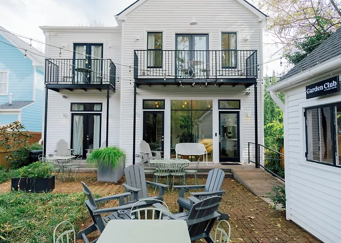 Guest House Raleigh- Adults Only