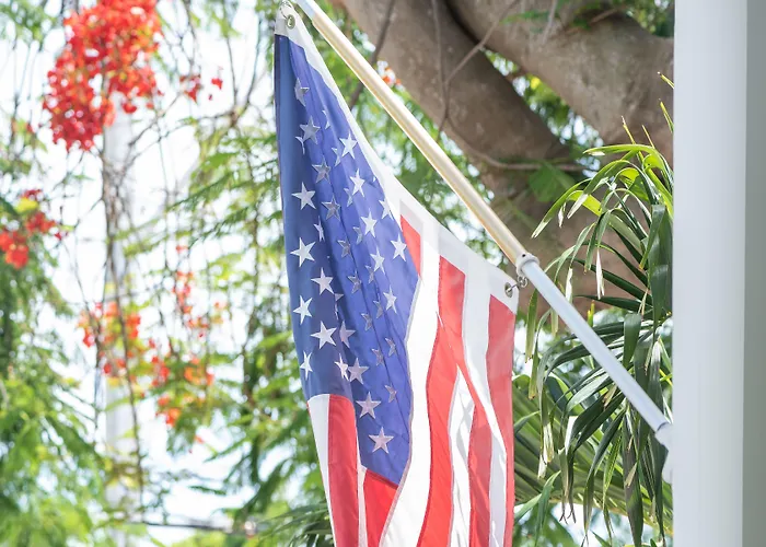 The Porch On Frances Inn - Adults Exclusive Key West