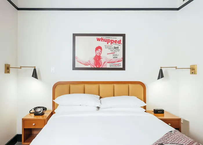 Dew Drop Inn Hotel & Lounge New Orleans