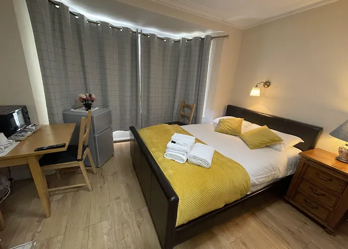 Hollybush Guest House Oxford