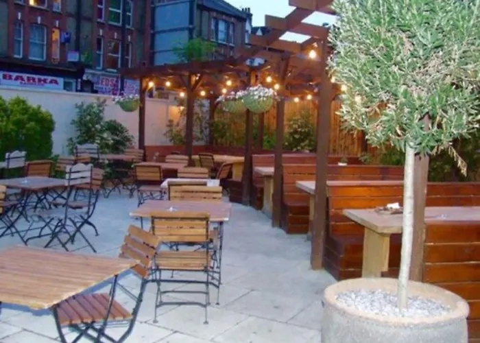 Tulse Hill Hotel London
