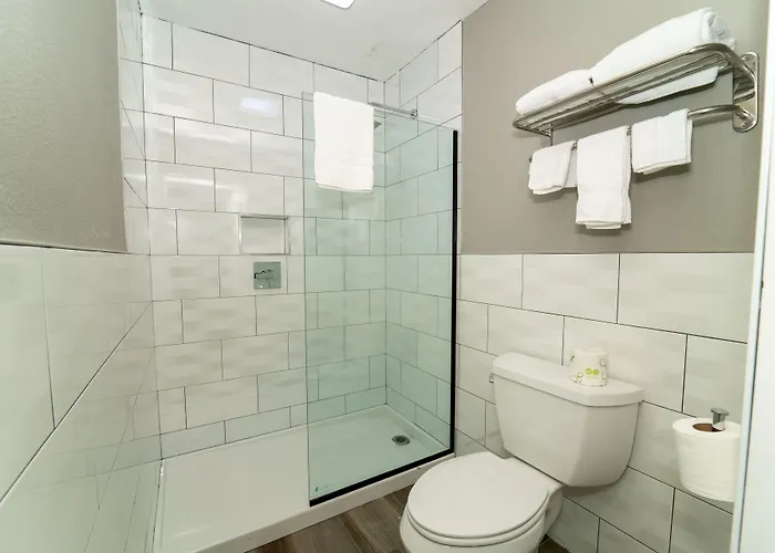 Hollywood Palms Inns & Suites Los Angeles