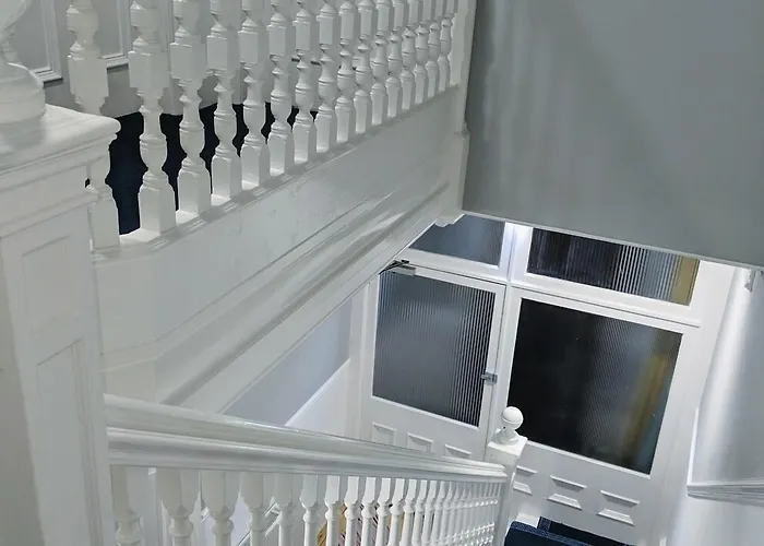 Falcon Crest Guest House Edinburgh