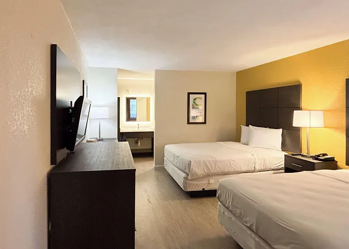 Sunset Inn Northlake Charlotte