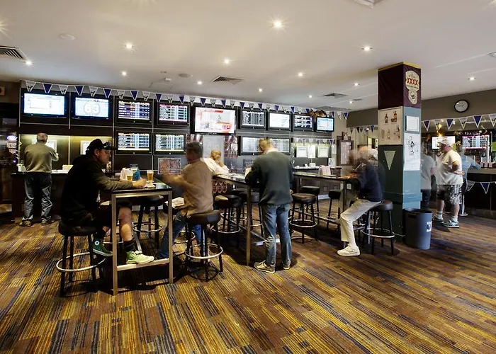 Palm Beach Hotel Gold Coast